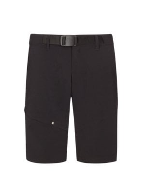Bermuda shorts for cycling, with padded inner shorts