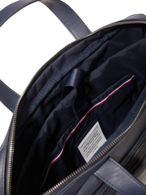 Tablet/laptop bag with extra carry strap
