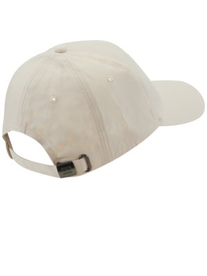 Cotton-cap-with-embroidered-logo