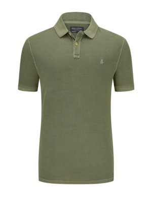 Polo-shirt-in-piqué-fabric-with-a-washed-look