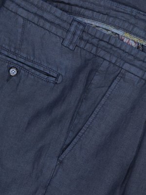 Chinos in pure linen