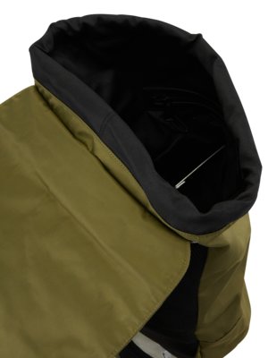 Backpack in water-repellent material 