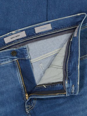Jeans in a washed look, Futureflex