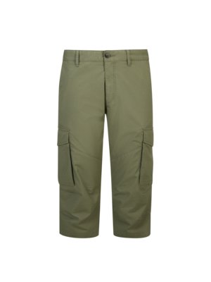  Capri shorts with cargo pockets
