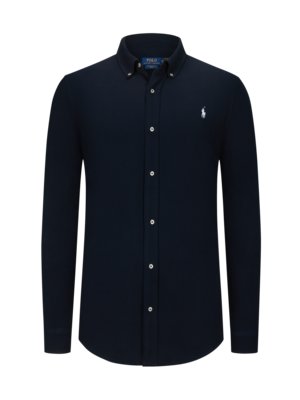 Shirt in piqué fabric with button-down collar 