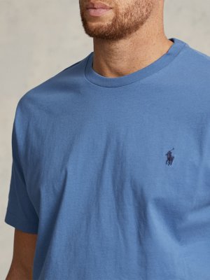 Tričko z žerzejového materiálu s výšivkou loga 