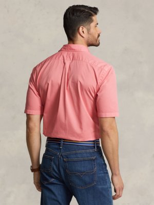 Short-sleeved-shirt-in-light-cotton-with-button-down-collar-