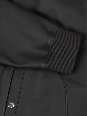 Leather jacket in a matt look