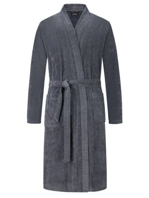Bath robe with stripe pattern 