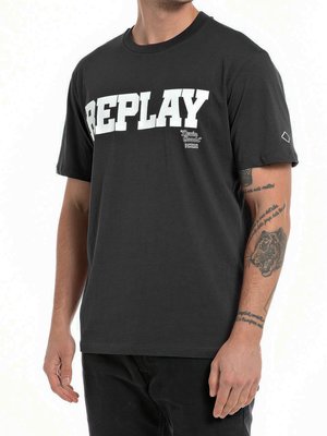 T-shirt-with-label-print