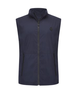 Lightweight gilet with knitted back