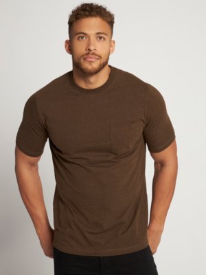 T-Shirt-mit-Brusttasche