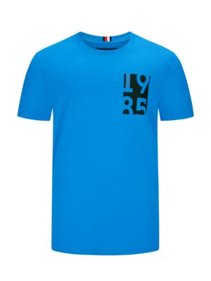 T-shirt with number print on the front