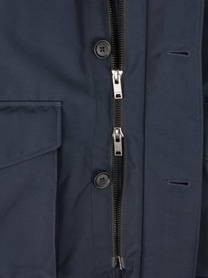 Winter jacket with recycled synthetic fibre padding