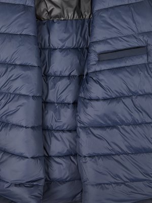 Winter jacket with recycled synthetic fibre padding