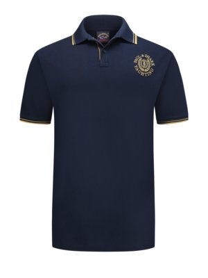 Polo shirt with gold contrasting details 