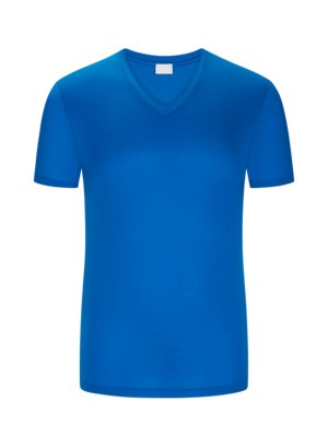 T-shirt with V-neck, made of Lyocell with stretch 
