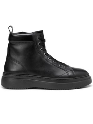 Lightweight-lace-up-boots-with-zip-at-the-side