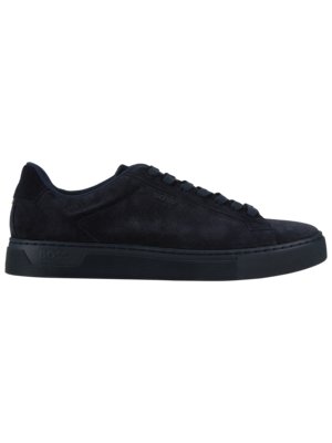 Low-top-sneakers-made-of-suede