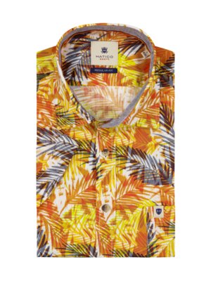 Short-sleeved-shirt-with-floral-print-and-resort-collar