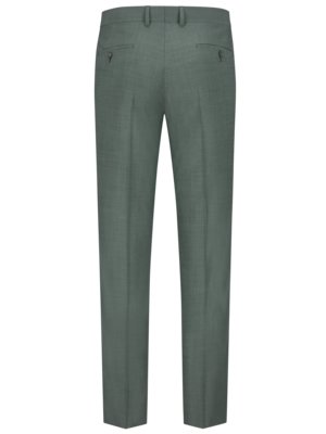 Suit with stretch content