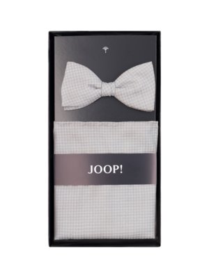 Set with bow tie and pocket kerchief 