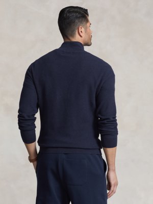 Moss-stitch sweater with troyer collar 