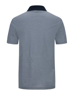 Polo-tričko-s-proužkovaným-vzorem-a-nášivkou-loga