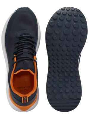 Low-Top-Sneaker-in-Runner-Form-aus-leichtem-Mesh-Material