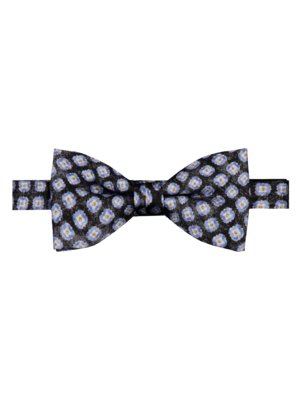 Silk-bow-tie-with-pattern