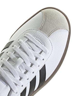 Sneakers-Court-3.0-in-synthetic-leather