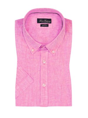 Plain short-sleeved shirt with button-down collar