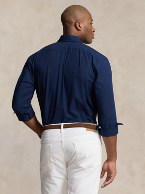 Plain stretch shirt with button-down collar