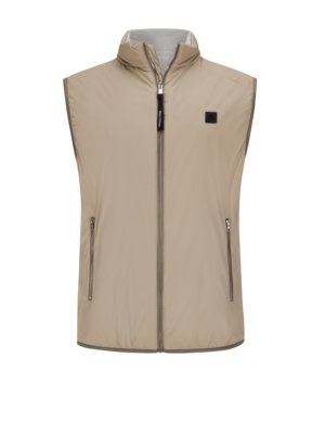 Reversible gilet with synthetic down padding