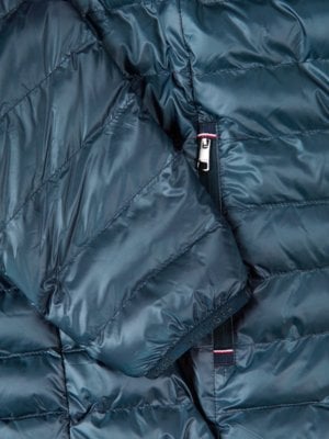 Quilted jacket with embroidered logo