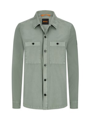 Lightweight overshirt with buttoned breast pockets and logo patch
