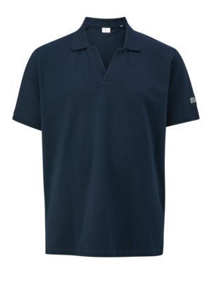 Polo shirt with V-neck and mesh texture