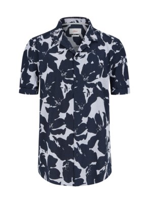 Short-sleeved shirt with shadow stripes and floral print