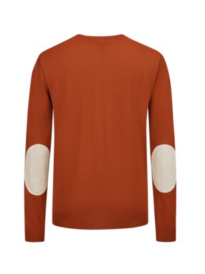 Lightweight sweater made of merino wool with V-neck