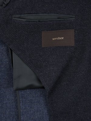 Partially lined blazer in a wool blend with cashmere content