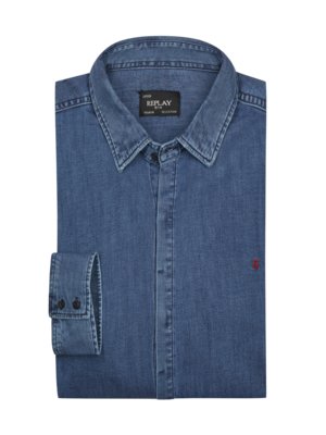 Denim shirt with stretch and concealed button placket