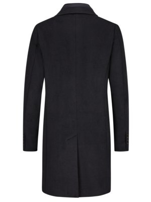 Soft woollen coat with detachable yoke