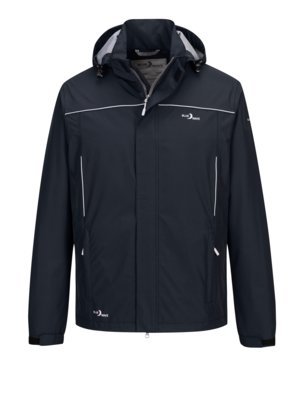 Lightweight rain jacket with 10,000 hydrostatic head