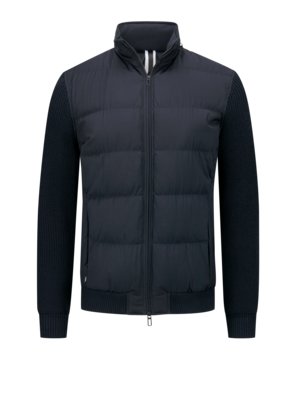 Wattierte Steppjacke mit Strick-Einsätzen und verstaubarer Kapuze