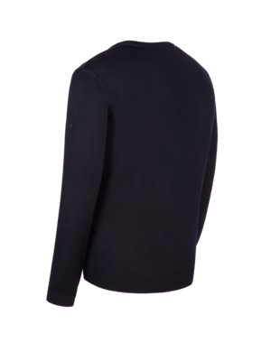 Lightweight ‘Merino wool’ V-neck sweater