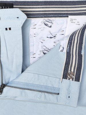 Leichte Shorts aus einem elastischem Baumwollmix