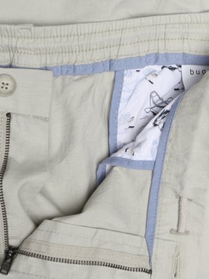 Cotton blend stretch shorts