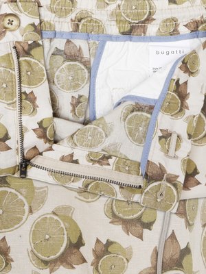 Summer shorts made from a linen blend with lemon print