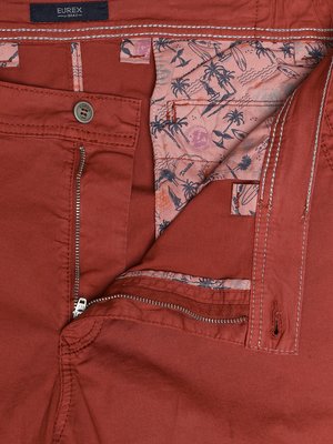 Leichte Cargoshorts mit Stretchanteil