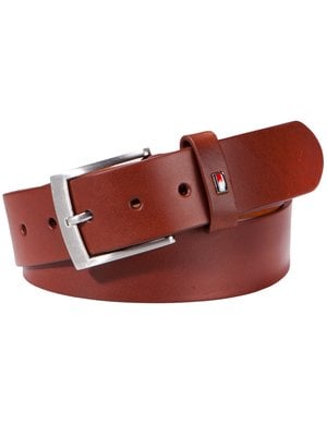Sporty leather belt
